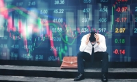 日经225指数再创新高，日经225ETF(513880)再度高开涨超2%，冲击四连阳